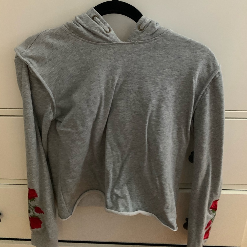 Girls rose embroidered cropped hoodie